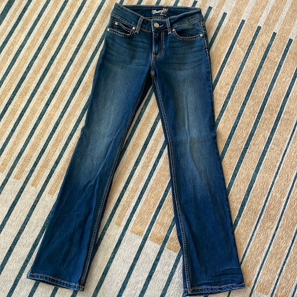 Womens Wrangler Boot Cut NEW size 1/2